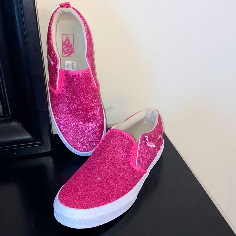 Brand NEW Glitter Pink Vans